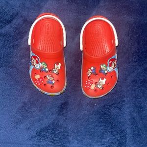 Used toddler boy Mario crocs
